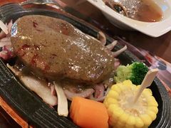 -尊品牛排(恒峰店)