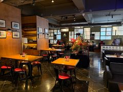 -JINNS锦时 steak&pizza(浸信会礼拜堂旧址店)