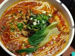 -川人百味·水煮活鱼(赛罕万达店)