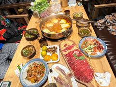 -黔诚多彩火锅(甲秀楼店)