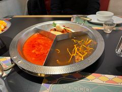 -廖掌柜·重庆鲜货火锅(上海首店)