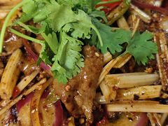 -小杨翘脚牛肉