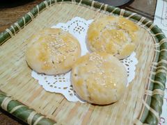 黑芝麻流沙饼-赏点粤式点心(广州塔店)