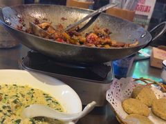 -富正毅三下锅·湘西韵味(天门山索道店)