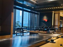 -丽思卡尔顿·炙焰·铁板烧餐厅