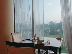 -粤尚腾香居中餐厅(首都机场希尔顿店)