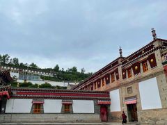 -塔尔寺游客服务中心