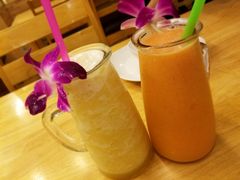 -J Daeng Seafood