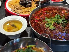 -万重锦·人文川菜馆(骡马市店)