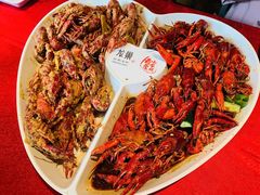 -龙巢盱眙龙虾·牛蛙·烧烤宵夜(八卦岭店)