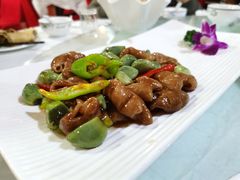 腊八蒜炒肥肠-闻道食府烙饼卷带鱼(原车耳营店原大觉寺店)