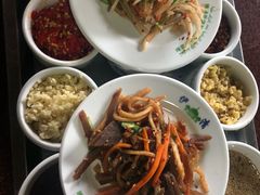 -朝伟清真铜瓢牛肉馆(三十年老·店)