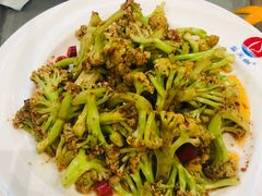 -小船渔村•大连菜•大连焖鱼(明泽街店)