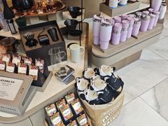 -星巴克臻选(成都太古里店)