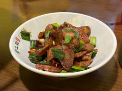 -富正毅三下锅·湘西韵味(天门山索道店)
