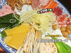 -周小明火锅(黑金冠社区店)