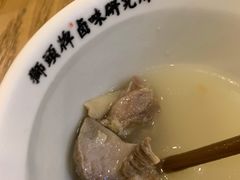 例汤-狮头牌卤味研究所·卤味饭(花城汇南区店)