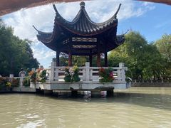 -汇龙潭