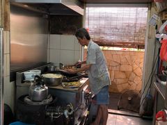 -东海岸人工湖美食村