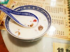 传统牛奶桃胶-双喜老铺(人民广场店)
