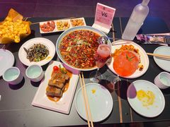 -粉墨特色菜·烧烤音乐酒馆