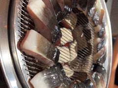 -围炉肉舍•炭烤活鳗•丹东海鲜烤肉(步行街店)