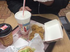 -麦当劳(新城市广场店)