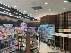 -全家便利店(愚园店)