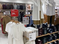 -优衣库(南宁万象城店)