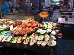 -六合夜市