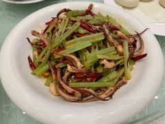 尖椒鱿鱼须-亢龙太子酒轩(东湖店)