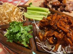 -老郑家东北春饼(龙悦居店)