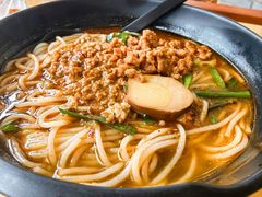 -桥香园过桥米线(国贸店)