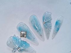 -群丽化妆摄影美甲纹绣培训学校