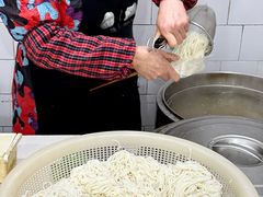 -高师傅特色米粉汤包(建设路店)