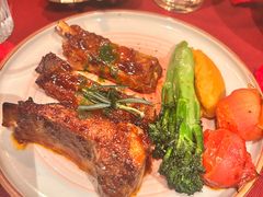 -BROWNSTONE布朗石西班牙餐厅(富城店)