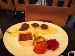 -Efes Turkish & Mediterranean Cuisine 艾菲斯餐厅(陆家嘴店)