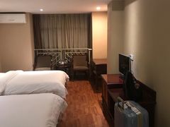 -如家旗下-成都蜀汉东路一品天下地铁站睿柏·云酒店