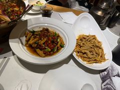-小隐院子·庭院餐厅(大学城后湖店)