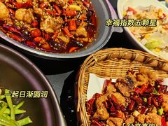 -粉墨特色菜·烧烤音乐酒馆