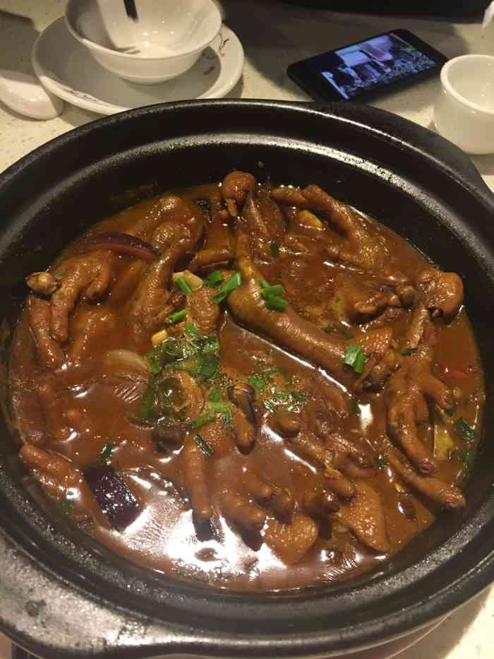 曹氏烤鱼(高新区莱福城店)-"环境很好,菜品看着就有食欲,很好吃!分量.