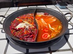 -贰回巷火锅馆(钟楼店)