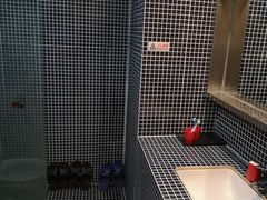 -黄山阿拉酒店(黄山风景区换乘中心店)