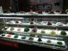 自助取餐区-春发生饭店·非遗(南院门店)