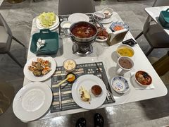 -金马门国际美食百汇(珞喻路店)