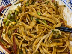 老北京炸酱面-门框胡同百年卤煮(新街口店)