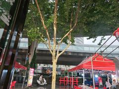 -老街烧烤大排档·地道湖北菜·龙虾馆(汉口火车站店)
