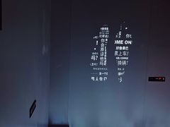 -梅龙镇广场