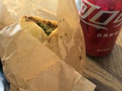 -胡万串饼(轻工大木桥小区店)