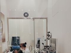 -亨吉利世界名表中心(群光店)